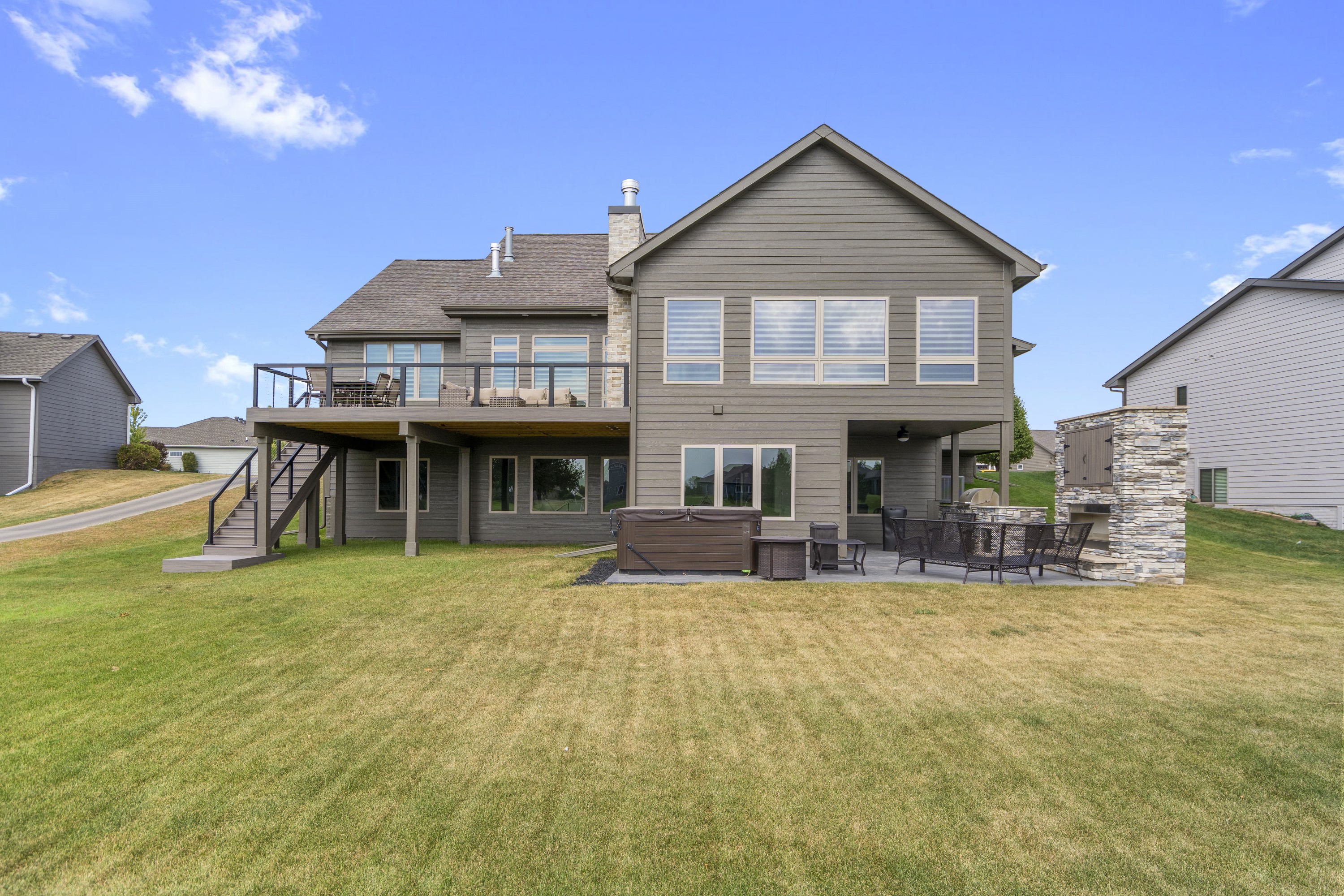 Covered patio with seating area